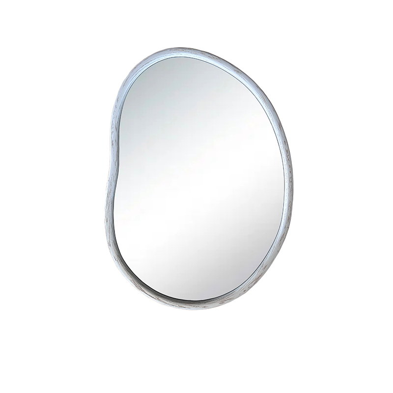 Alien Mirror 4